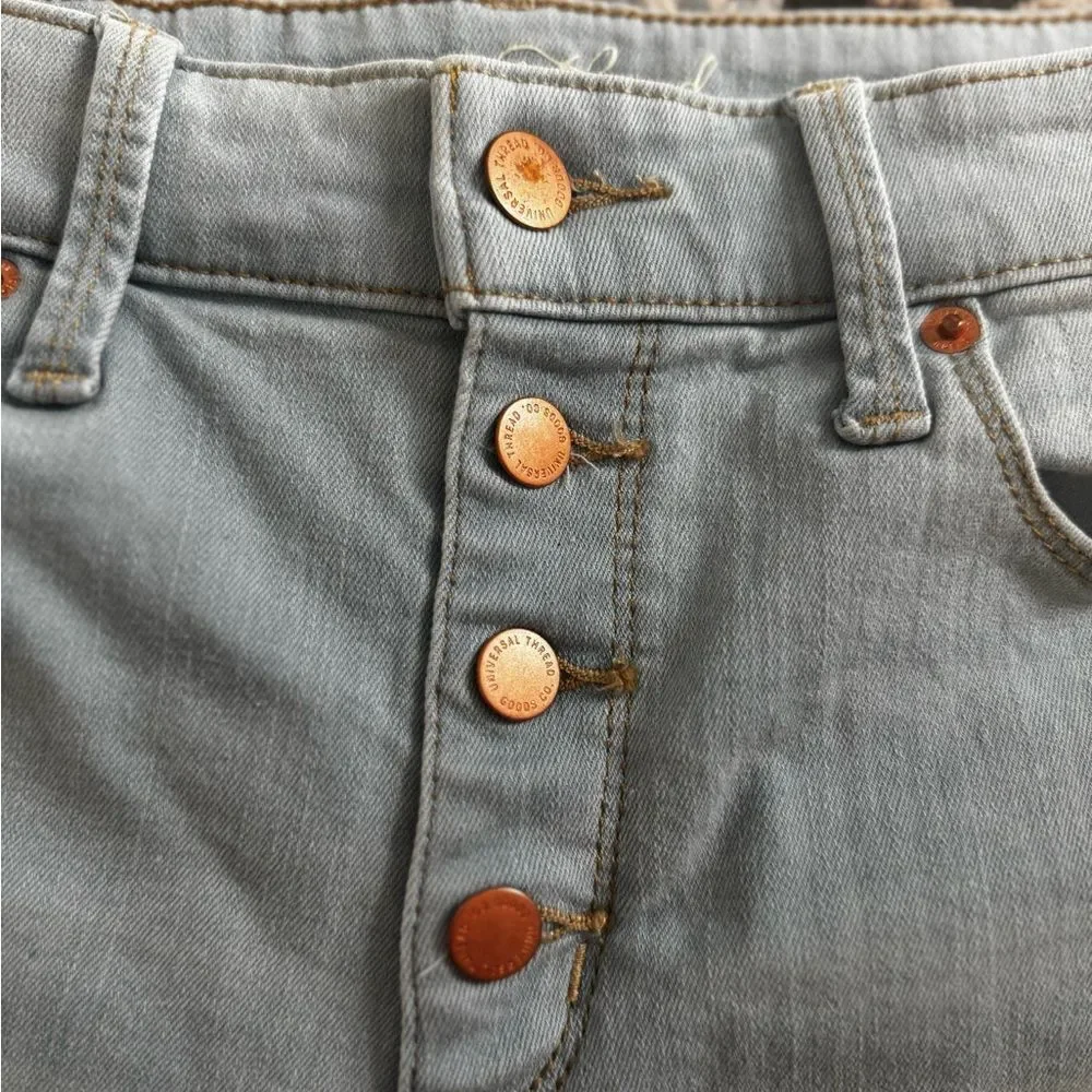 Universal Thread Jean Shorts - Picture 2 of 4